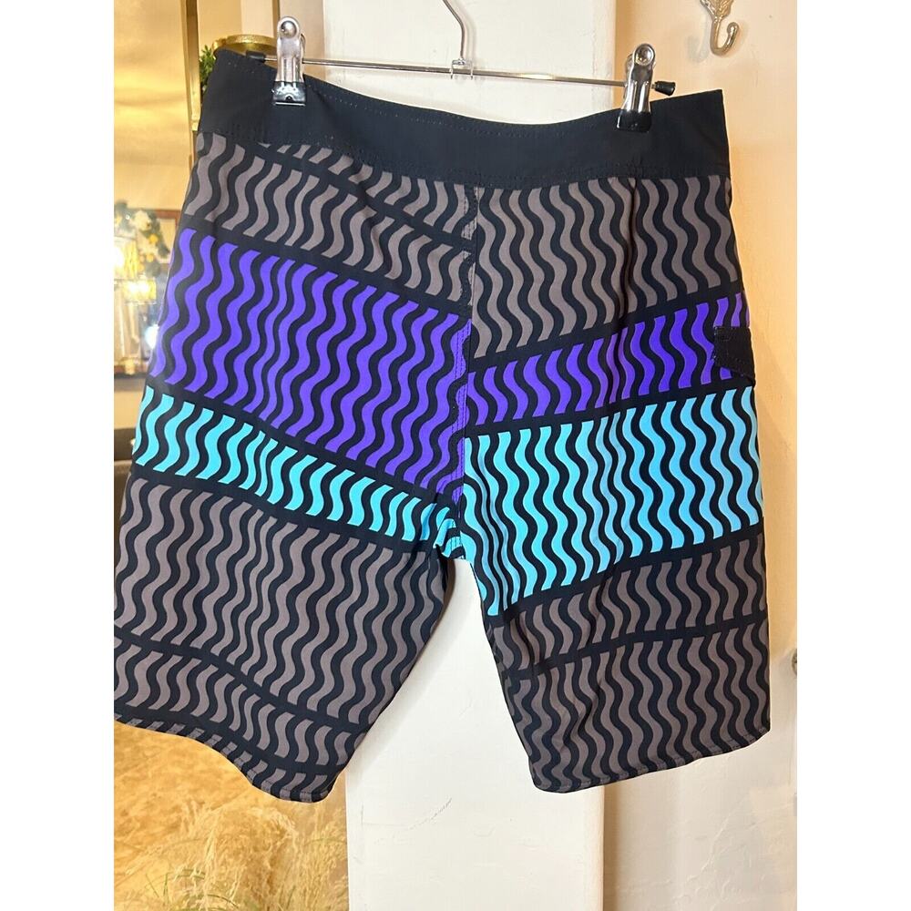 Volcom Mod-Tech Men's Board Shorts with Cinch Fly… - image 8